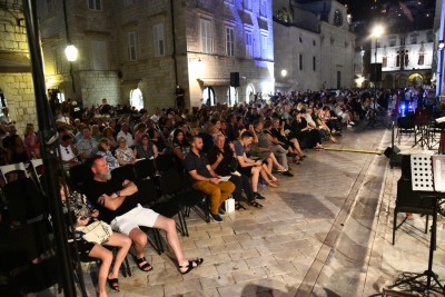 DSO koncert ispred Dvora 5.7.2022. by HC 23.JPG